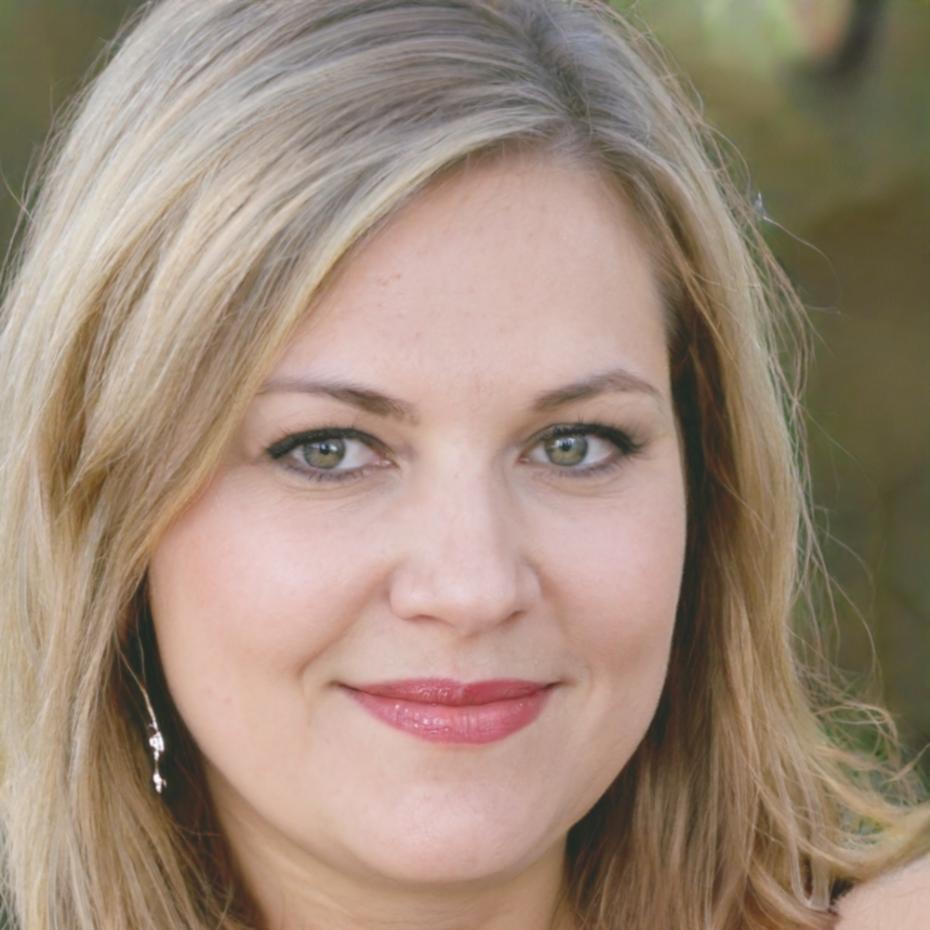 Siobhan Devereux, savings psychology expert